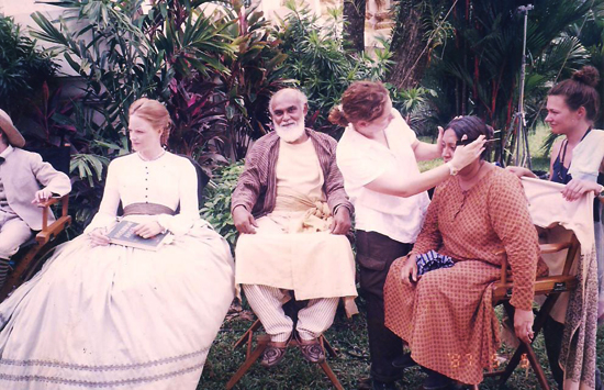 ManoManiam 05 After a lifetime playing the king in 'The King & I', Mano played alongside Jodie Foster and Chow Yun Fatt in the 1999 Hollywood version, but as Moonshee, Anna Leonowens's servant