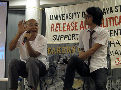 SYED-HAMID-FAHMI-REZA Syed Hamid (left) sharing his experiences at PJLA (pic courtesy of Syed Hamid)