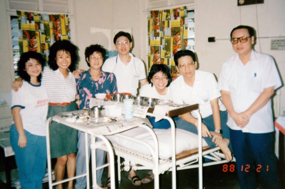 A “family reunion” in early 1988 during a hospital stay while under ISA detention. Lim and son Guan Eng, who was also an ISA detainee, both fell ill and were warded at the Taiping Hospital where they family came to visit them A “family reunion” in early 1988 during a hospital stay while under ISA detention. Lim and son Guan Eng, who was also an ISA detainee, both fell ill and were warded at the Taiping Hospital where they family came to visit them