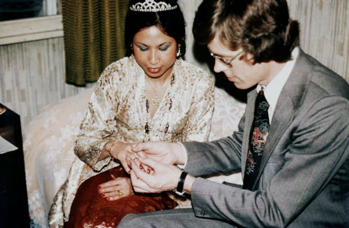 1976---Umi-&-Daddy-got-married-in-a-friend's-house-in-London Aishah’s parents got married in a friend’s house in London in 1976