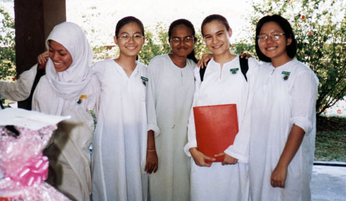 With her Form 5 classmates from SM Bukit Bandaraya, Bangsar. Aishah is second from right.