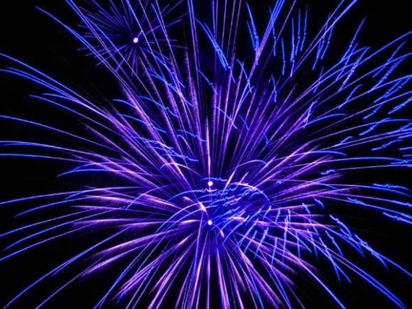 Fireworks 14 (sxc.hu)